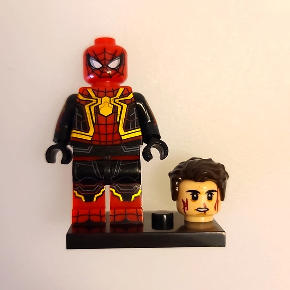Lot of 4 Spider-Man Lego Compatible minifigures minifigs from No Way Home - Picture 5 of 6